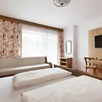 格罗肯斯图赫旅馆 3* 弗林肯贝格